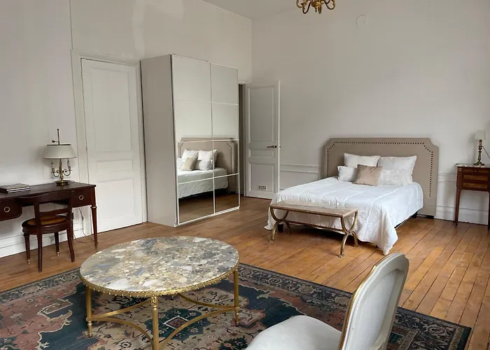 Appartement Paris 7Eme Invalides/ Tour Eiffel 1Er Etage